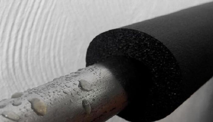 How to remove condensation from cold water pipes - eliminating causes and consequences