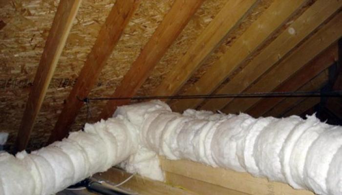 Thermal insulation of heating pipes