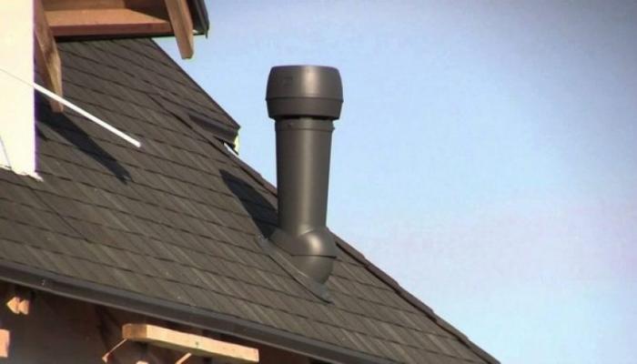 Вентиляционная труба для вытяжки на крышу