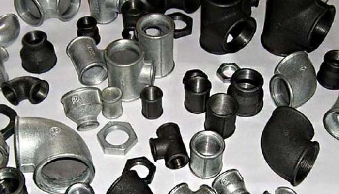 Adapters for plastic pipes